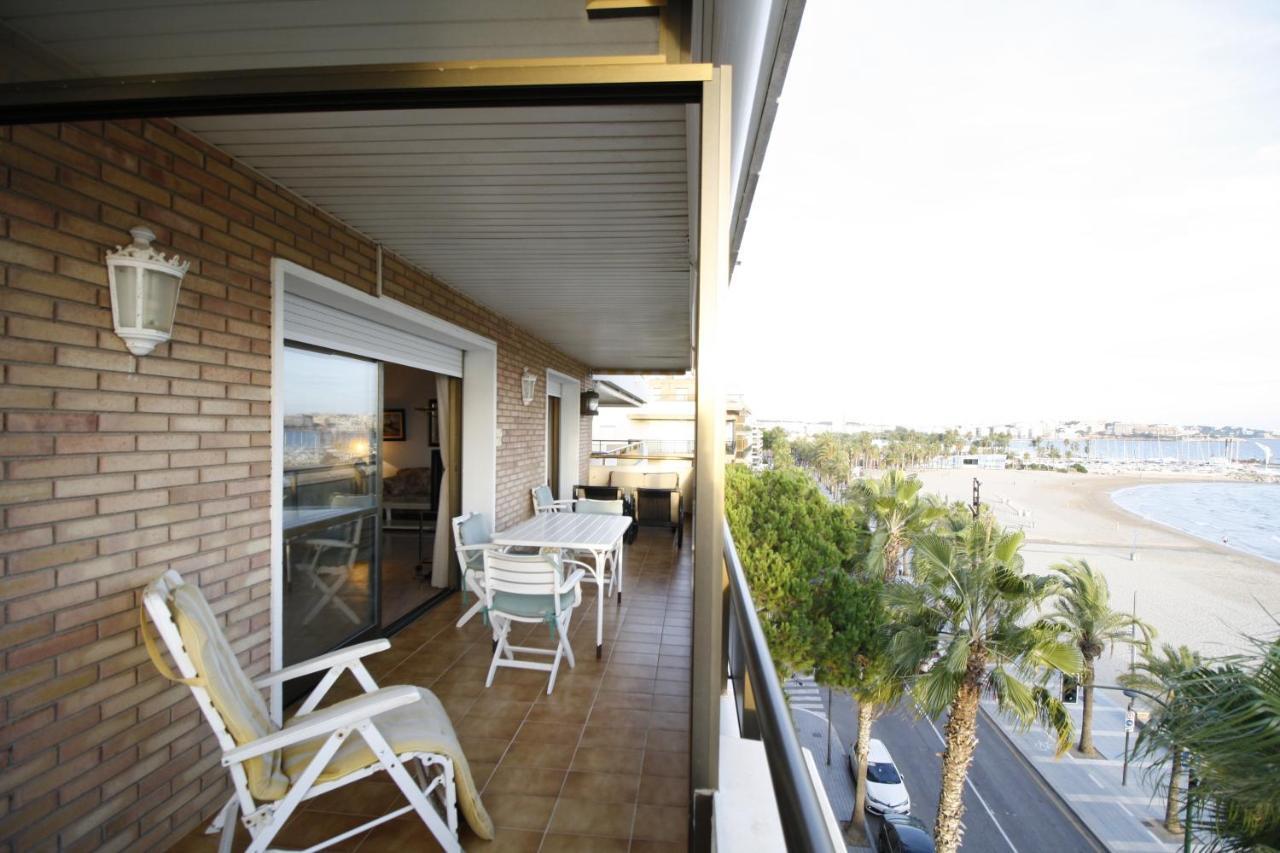 Apartamento Para 8 Sobre El Mar Daire Salou Dış mekan fotoğraf