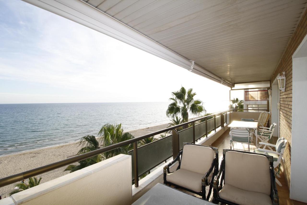 Apartamento Para 8 Sobre El Mar Daire Salou Dış mekan fotoğraf